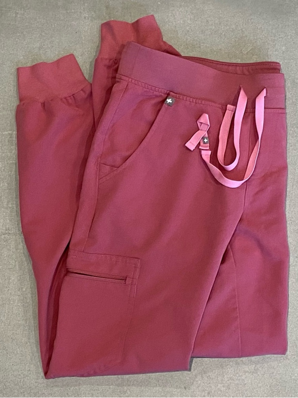 FIGS Zamora scrub jogger pants BCA quartz pink size Small #PO 1958